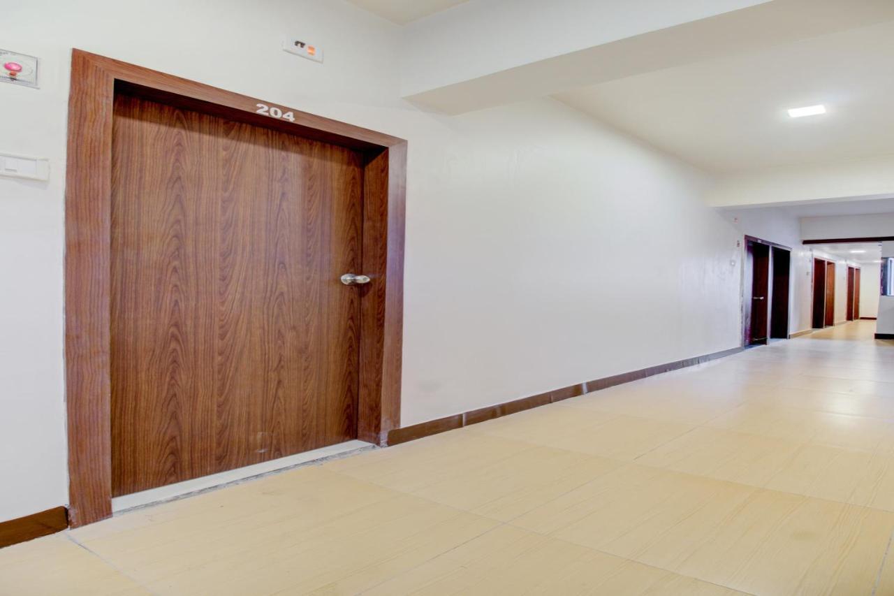 Hotel Della Comfort Near Ambreshwar Shiv Mandir, Ambernath Amarnath Exterior photo